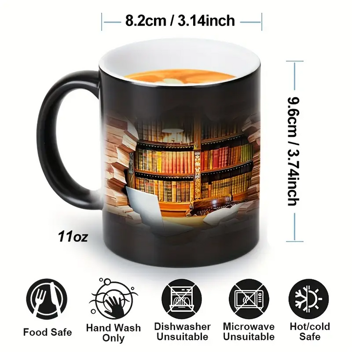 Magiczny ceramiczny kubek termiczny z motywem regału na książki